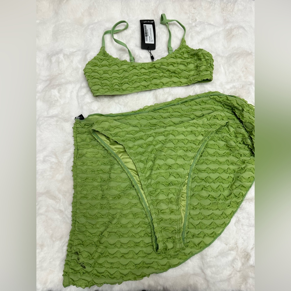 Green Textured three-Piece Set